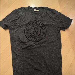 Abercrombie & Fitch T-shirt